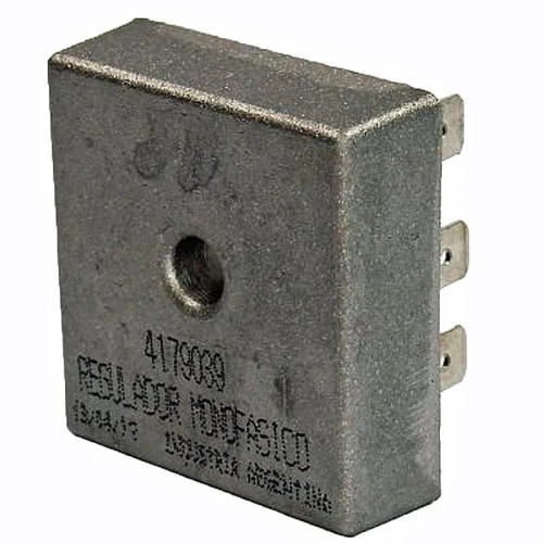 regulador 12v ca 3 fastons 04179039
