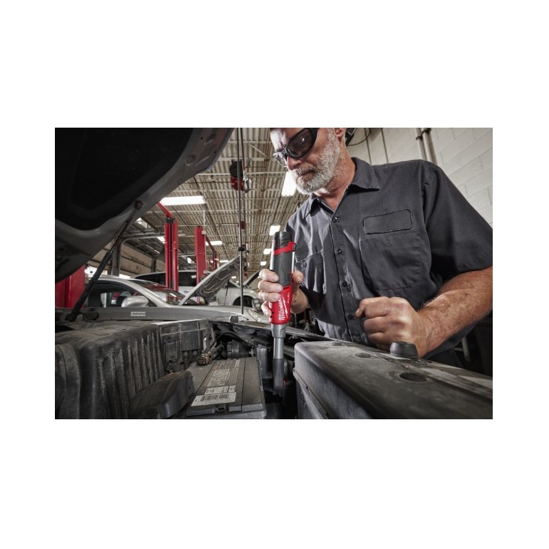 llave de carraca milwaukee alta velocidad de cuello largo m12 fuel fhir14lr 4933480790