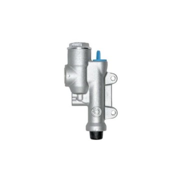 bomba de freno trasera brembo oem con deposito universal 10850560
