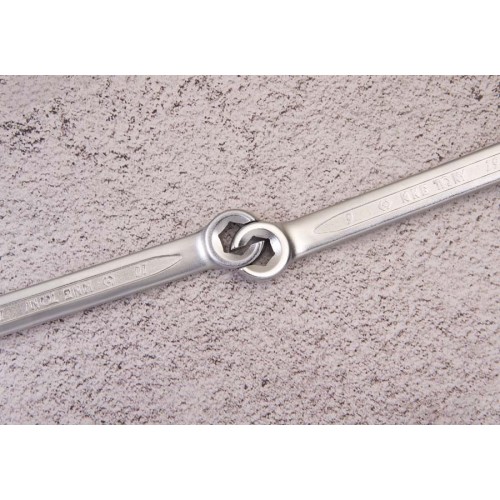 llave para racores de 6 caras king tony 19301113