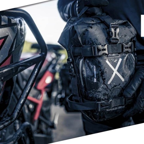 bolsa multiuso shad tr08 impermeable 8 litros x0tr08